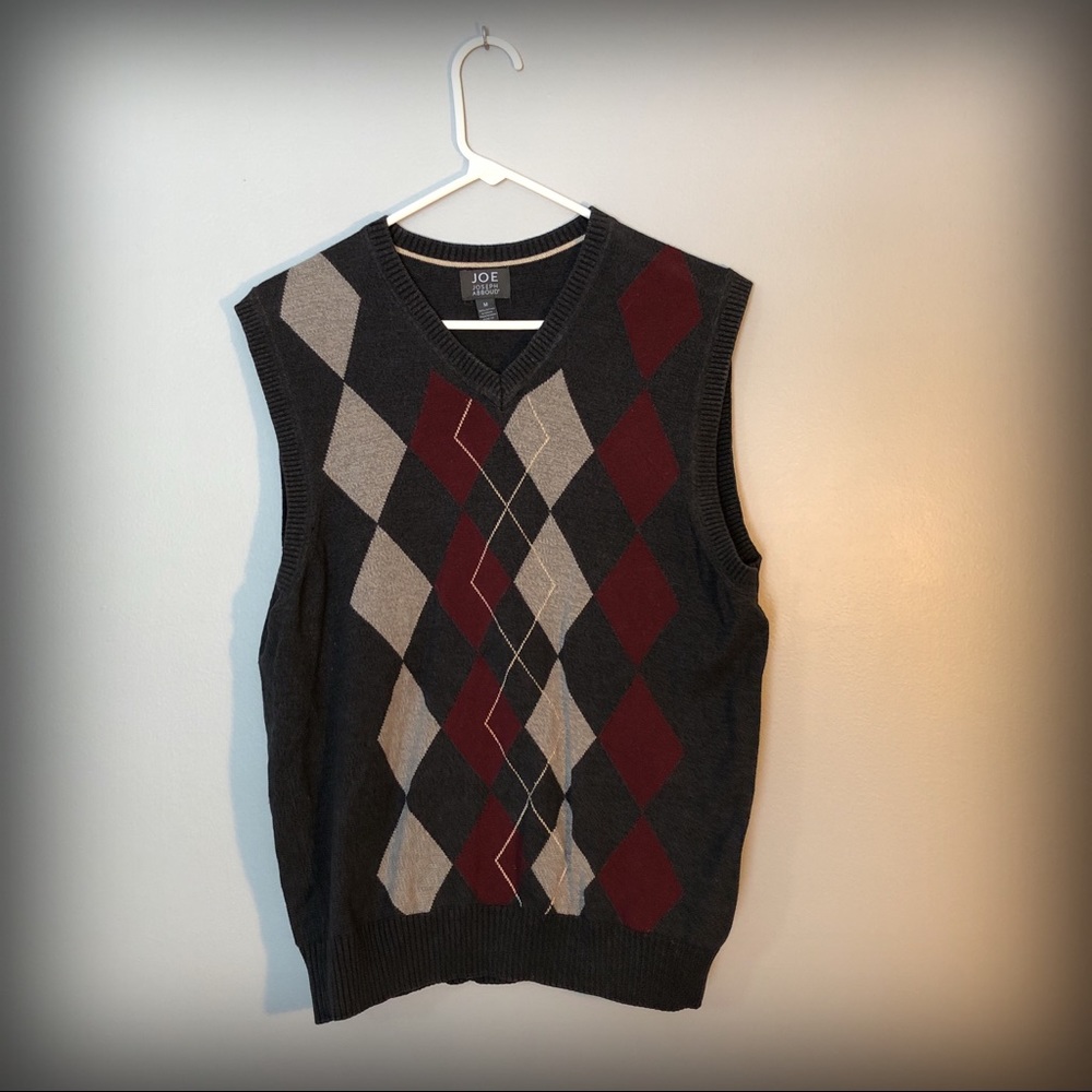 Joseph Abboud M sweater vest burgundy and gray